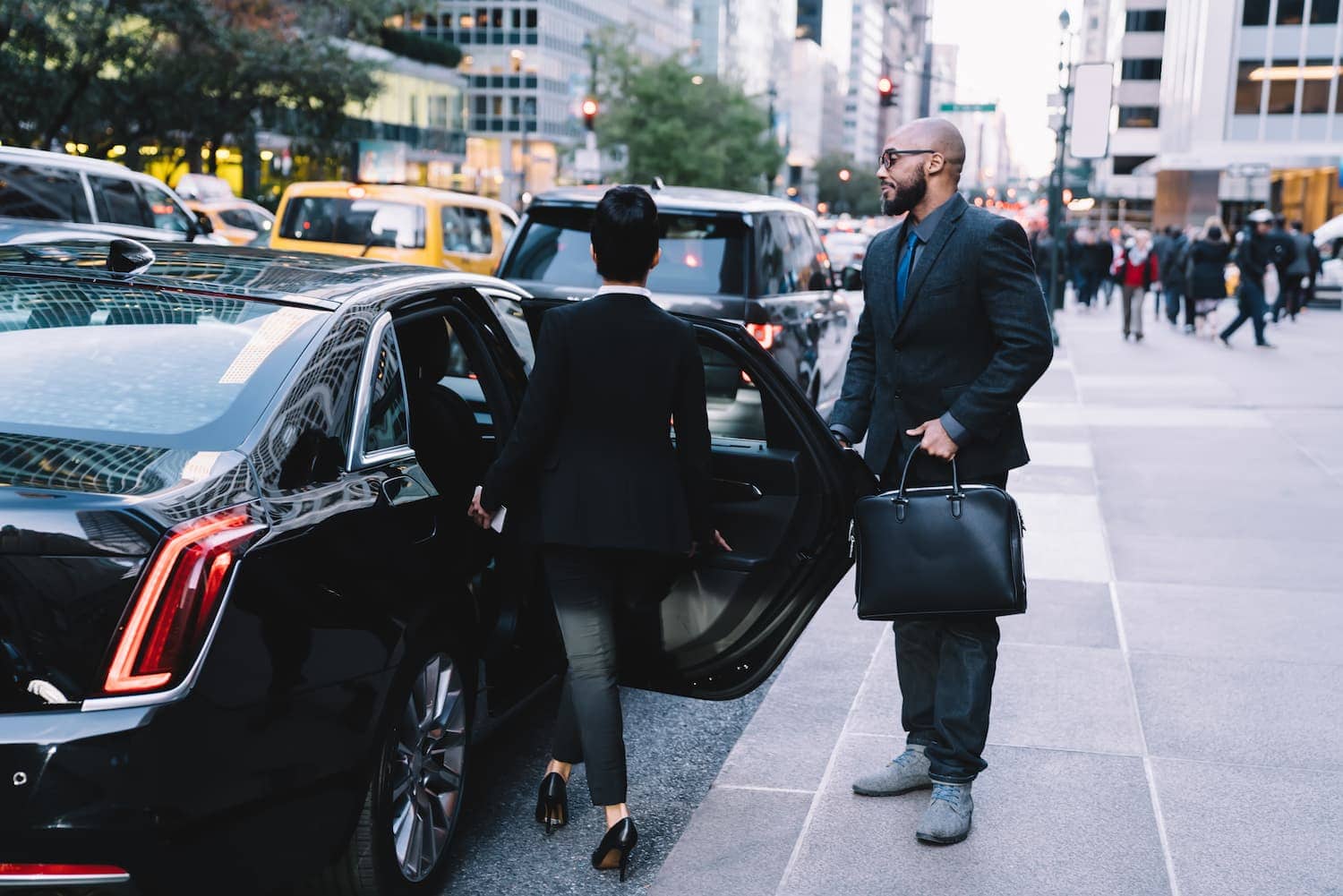 Best Private Car Services for Business Travelers in KL