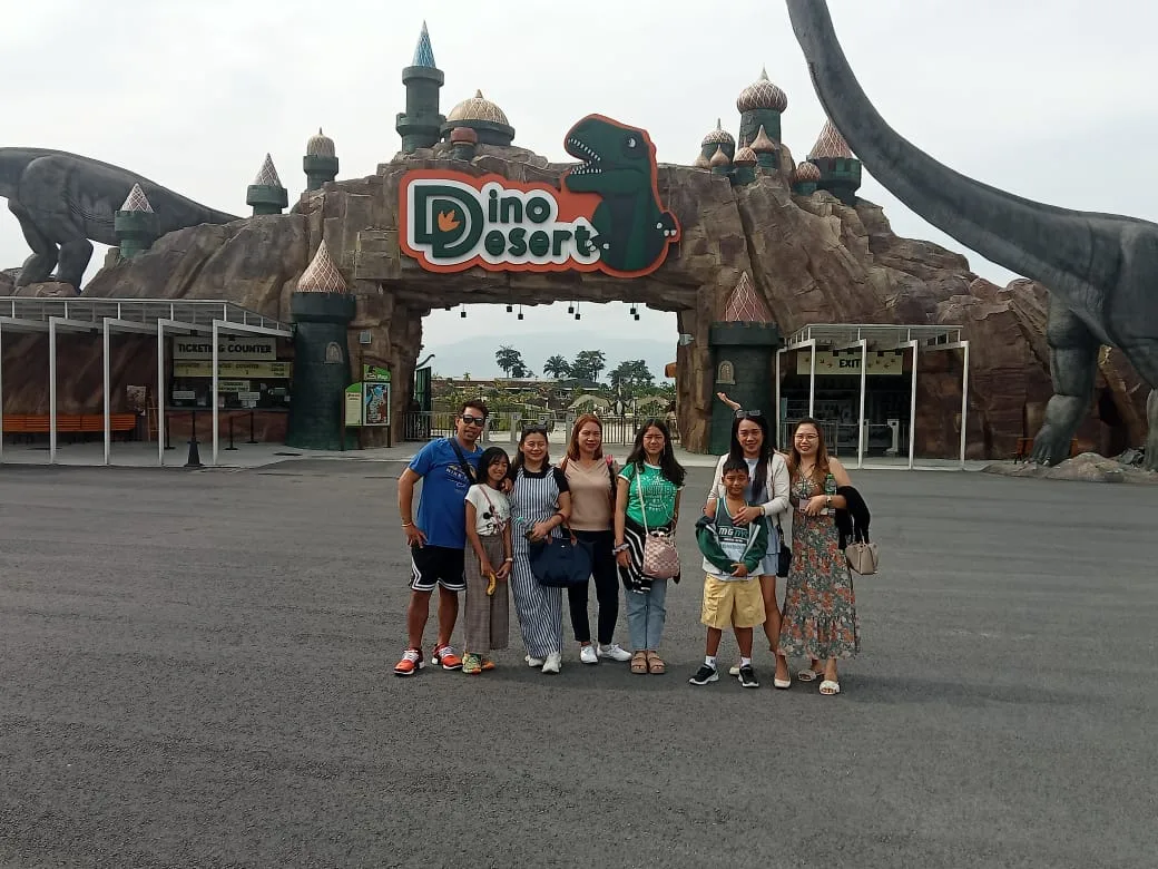 Family at Dino Desert theme park on JeyRey day trip