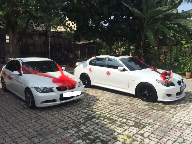 Wedding car convoy by JeyRey